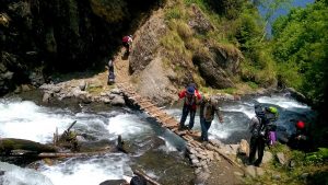 Sar Pass Trek stream crossing